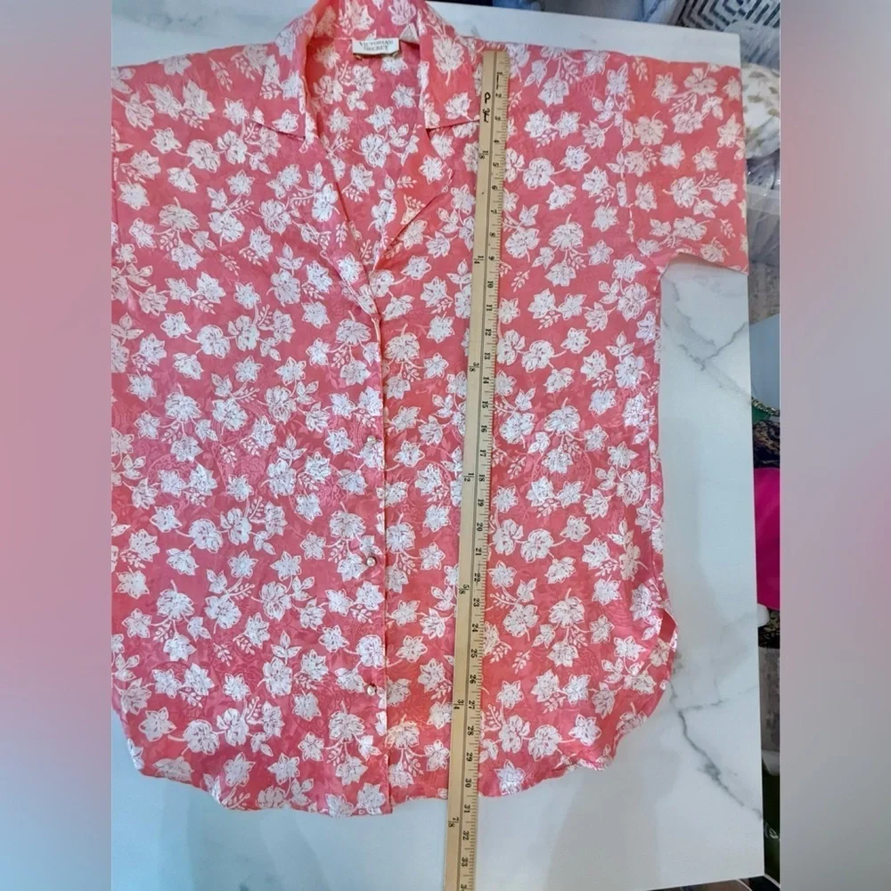 Victoria's Secret Pink and White Floral Sleep Shirt. Size Small
